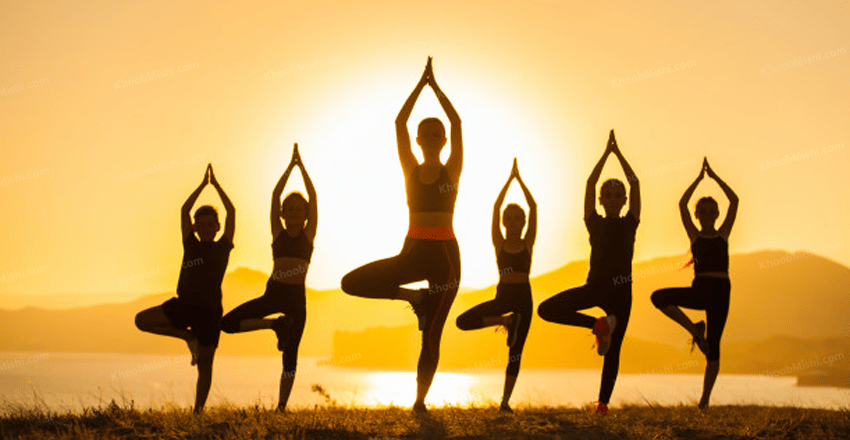 آموزش حرکات کششی یوگا، بهترین راه لاغری شکم، بازو، پهلو، ران + تصویر